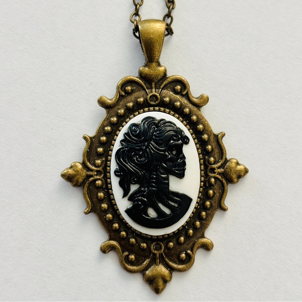 Victorian Style Lady Skeleton Cameo Pendant Necklace